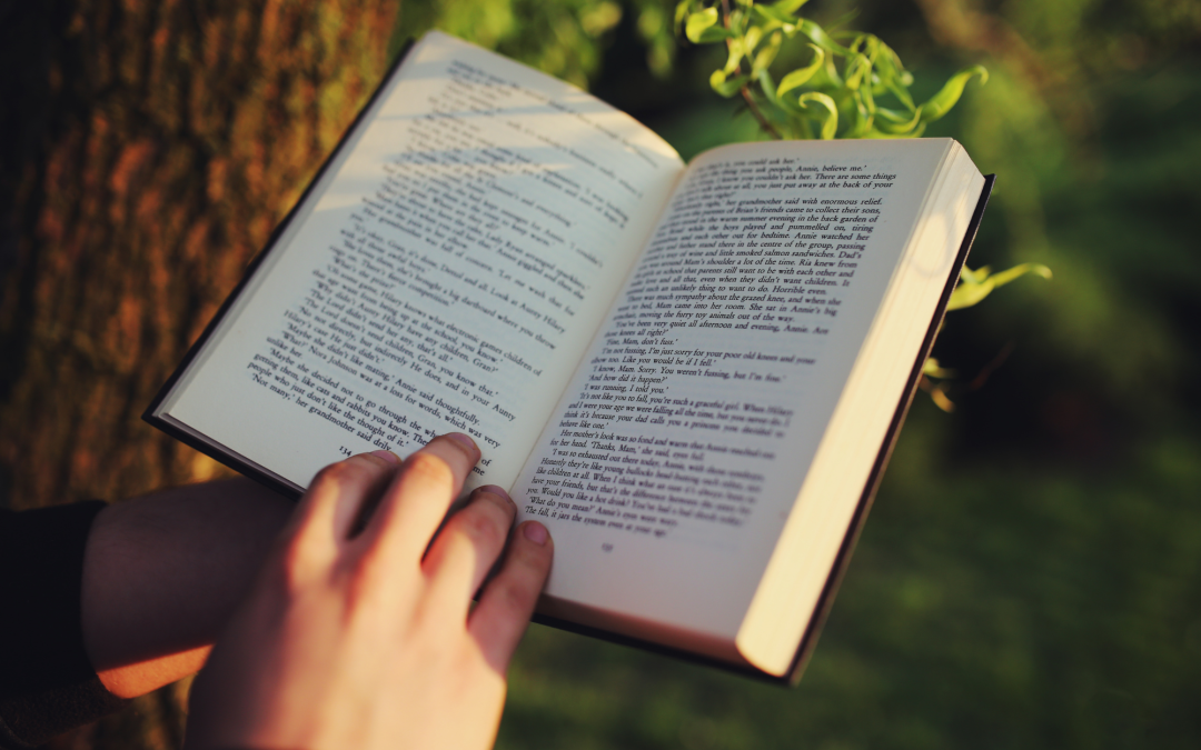 The Advantages of Reading for Learning a New Language