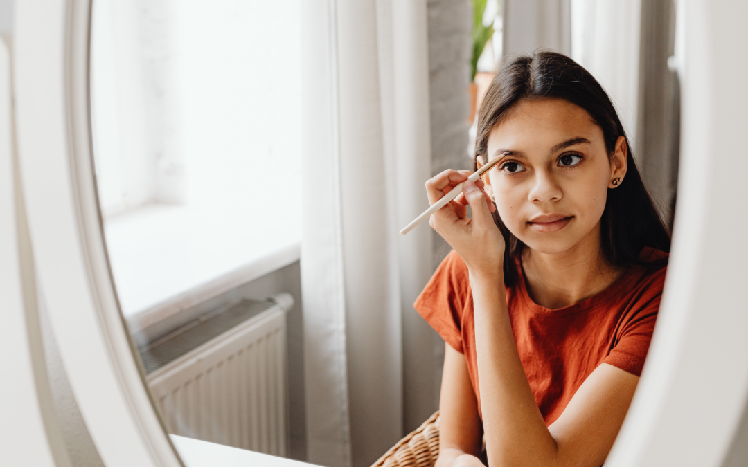 The Art of Professional Eyebrow Shaping and Tinting