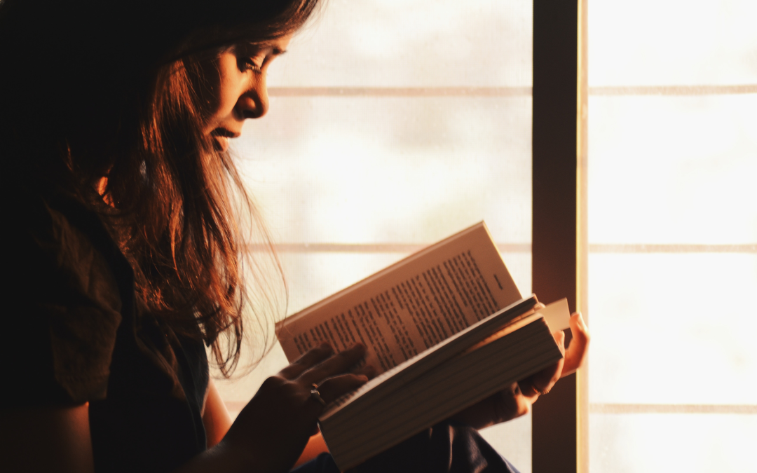 Cultivating a Daily Reading Habit: Tips and Tricks